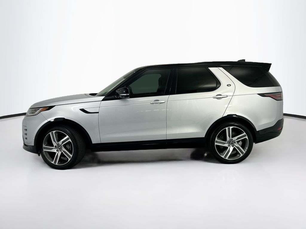 Thumbnail: 2024 Land Rover Discovery - 8