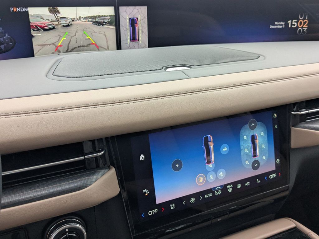 2025 Lincoln Navigator Black Label L