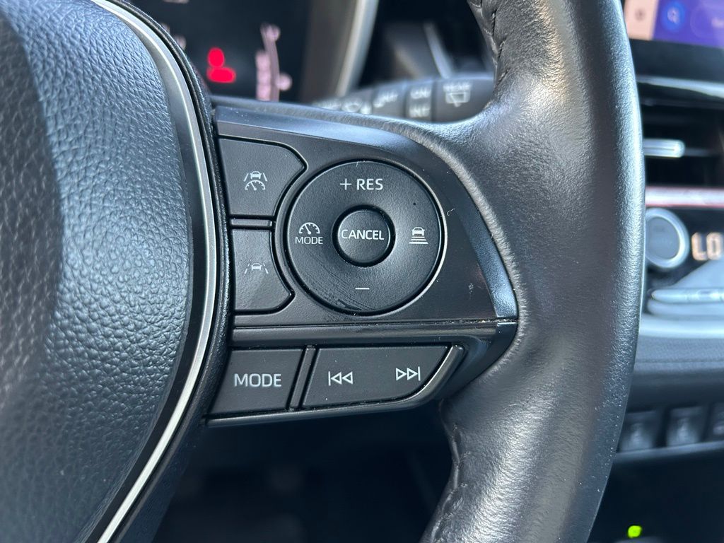 Thumbnail: 2024 Toyota Corolla Cross - 19