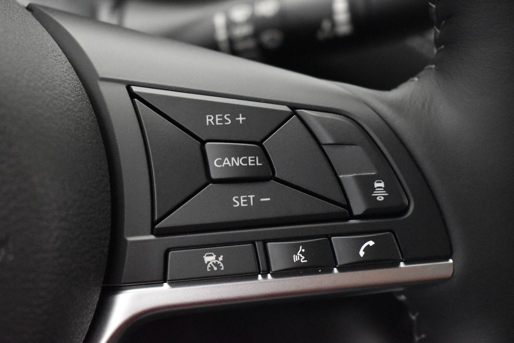 Thumbnail: 2025 Nissan Sentra - 18