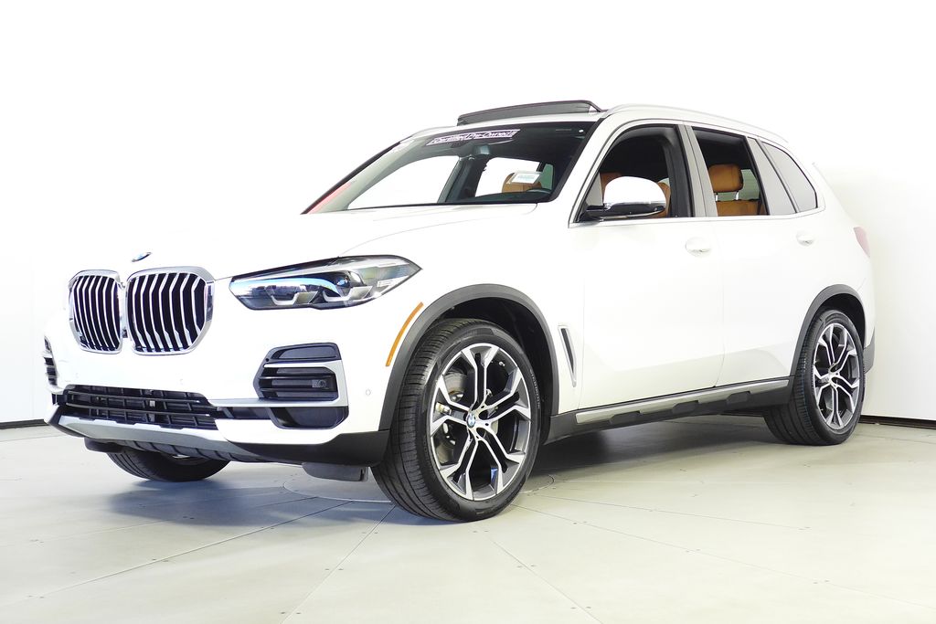 Thumbnail: 2023 BMW X5 - 2