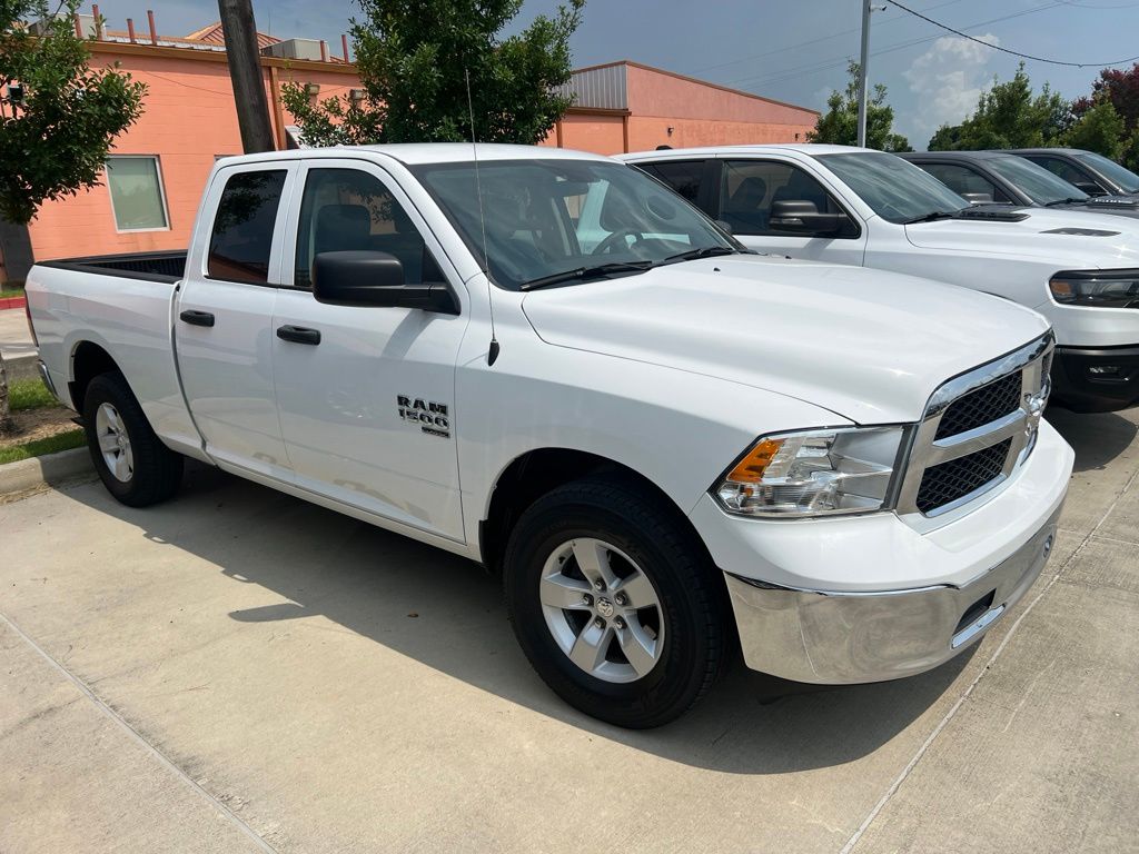 Bright White Clearcoat 2024 RAM 1500 Pickup Truck 4X2 8-Speed Automatic