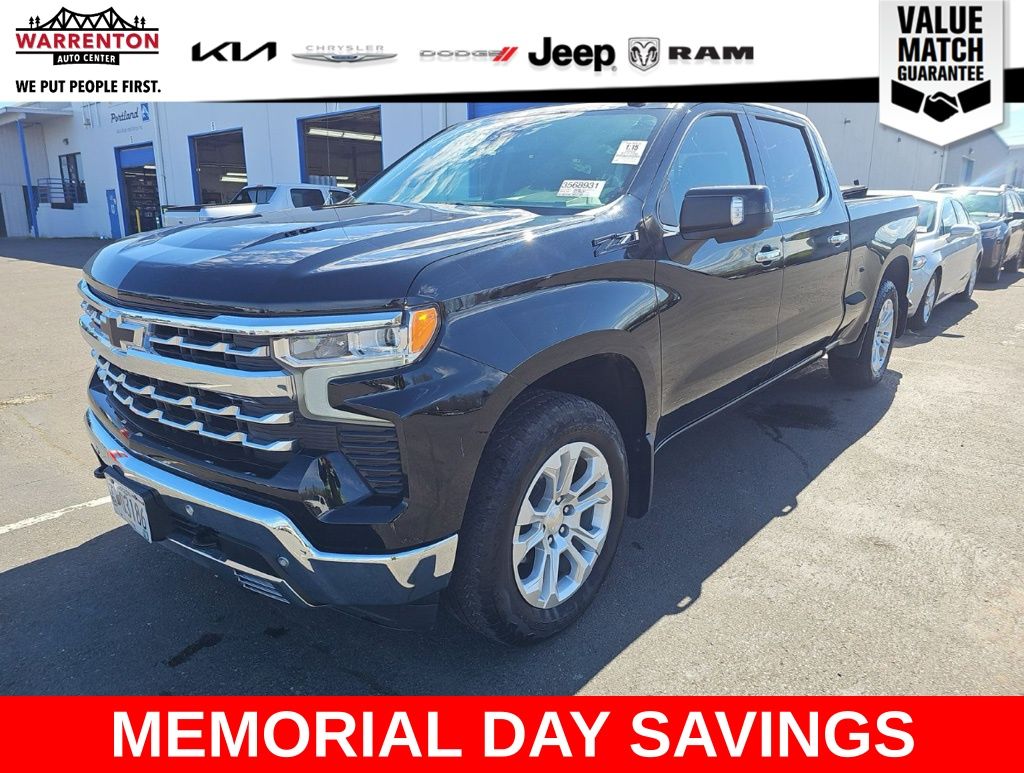 2022 GMC Sierra 4WD Crew Cab Short Box Denali's photo