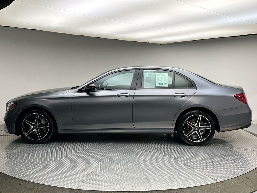Thumbnail: 2020 Mercedes-Benz E-Class - 2