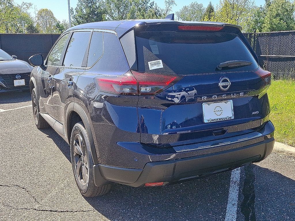 2025 Nissan Rogue SV 3