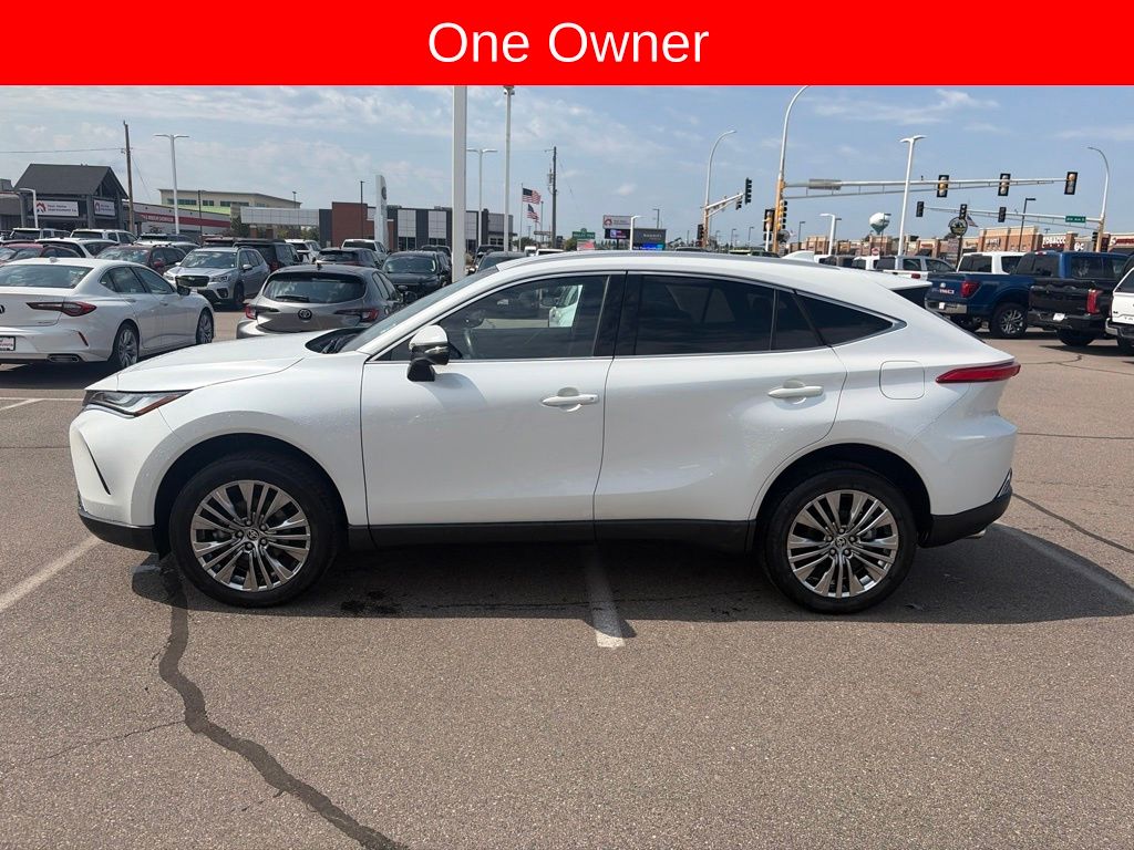 Used 2023 Toyota Venza XLE with VIN JTEAAAAH2PJ146055 for sale in Waite Park, Minnesota