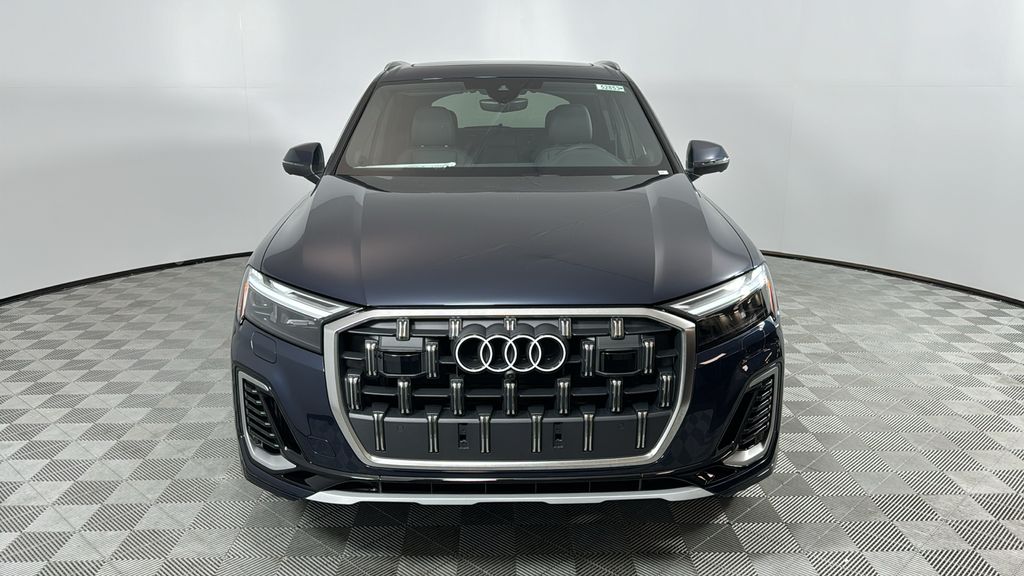 2025 Audi Q7  8