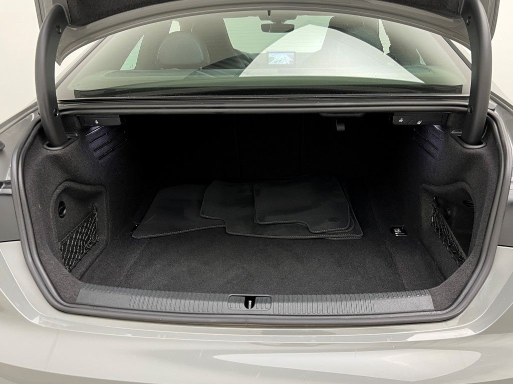 Thumbnail: 2019 Audi S5 - 9