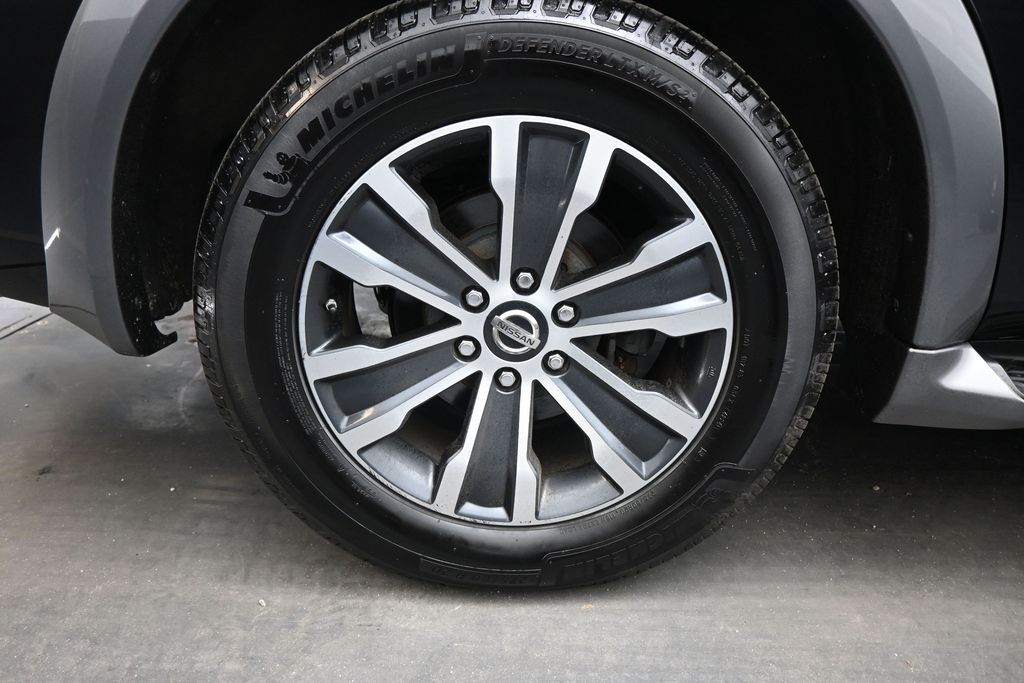 2020 Nissan Armada SL - 11