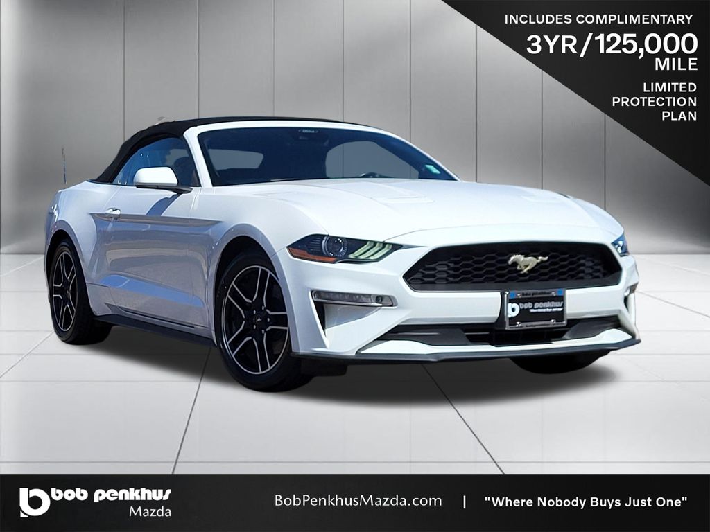 Oxford White 2021 Ford Mustang Convertible Rear-Wheel Drive Automatic