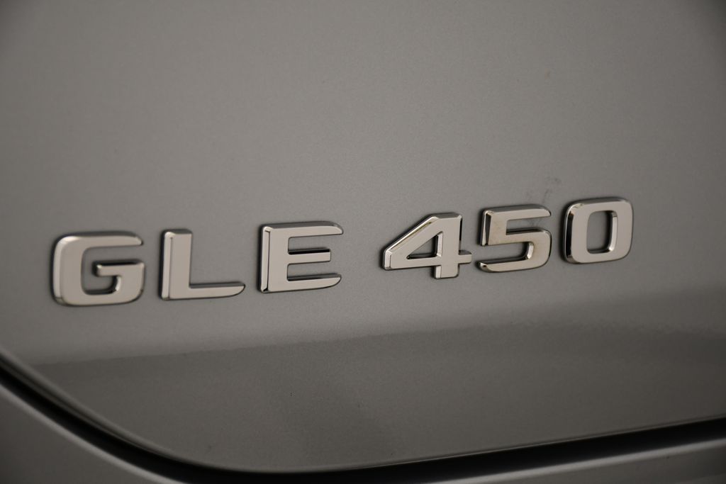 Thumbnail: 2026 Mercedes-Benz GLE - 9