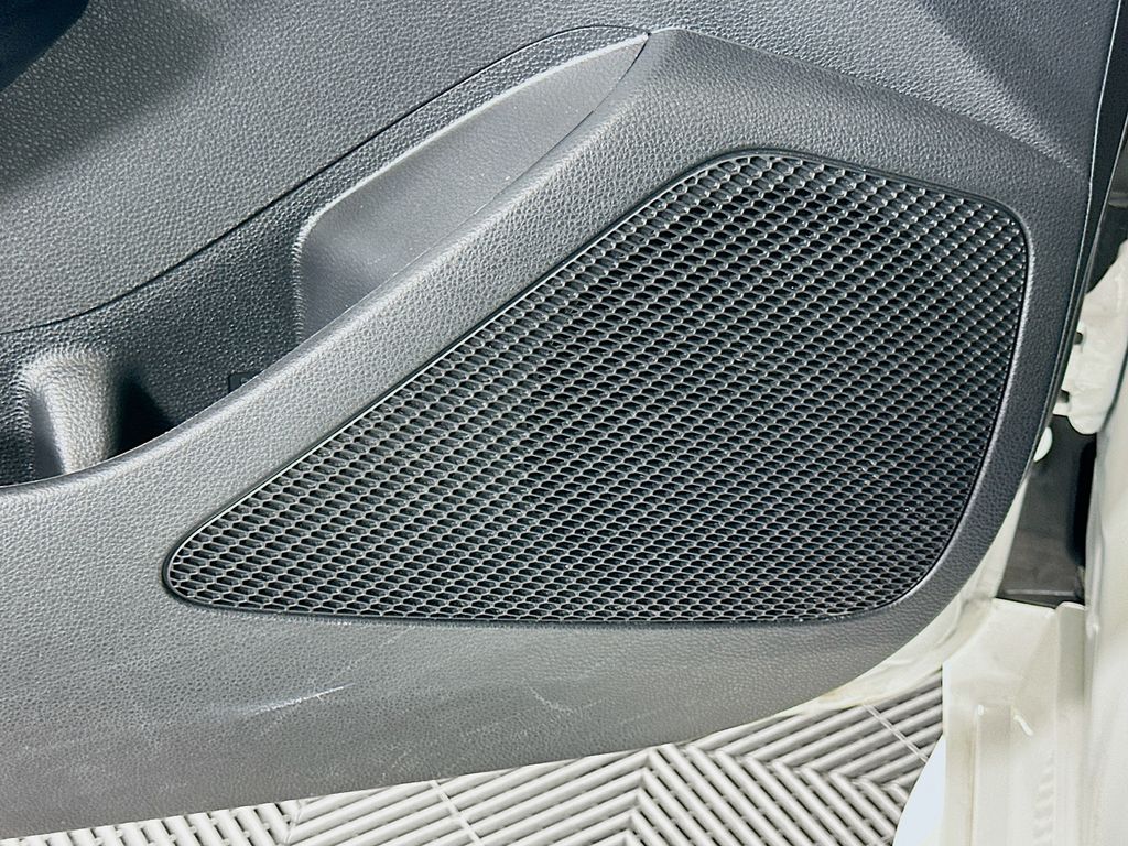Thumbnail: 2024 Toyota Corolla - 18