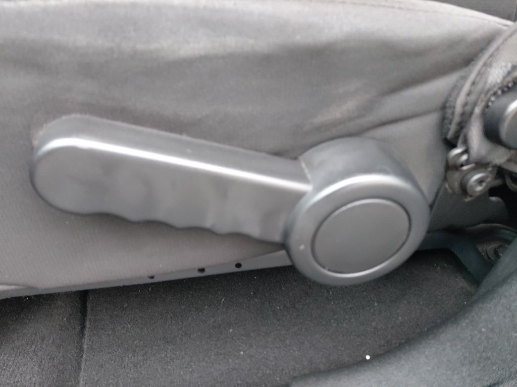 Thumbnail: 2017 Jeep Wrangler - 22