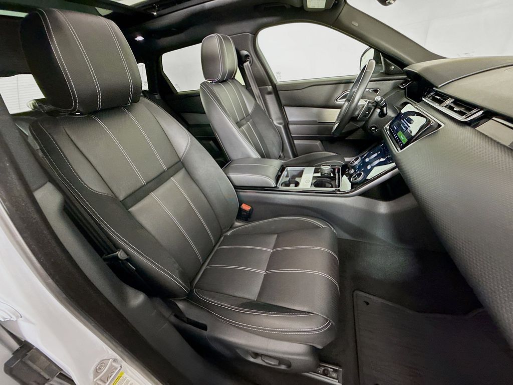 Thumbnail: 2019 Land Rover Range Rover Velar - 27