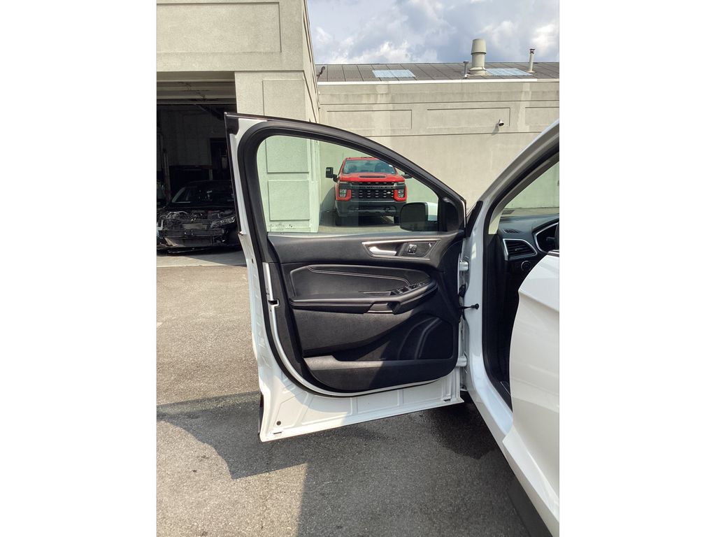 Used 2021 Ford Edge SUV