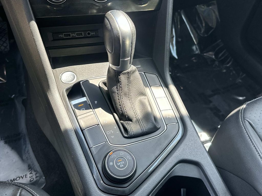 Thumbnail: 2019 Volkswagen Tiguan - 24