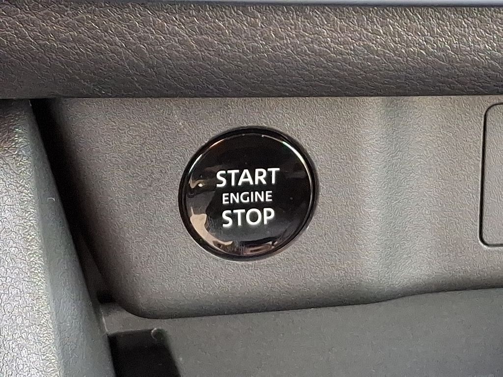 Thumbnail: 2025 Nissan Rogue - 25