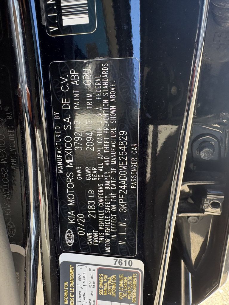 Used 2021 Aurora Black Pearl Kia LXS image 27