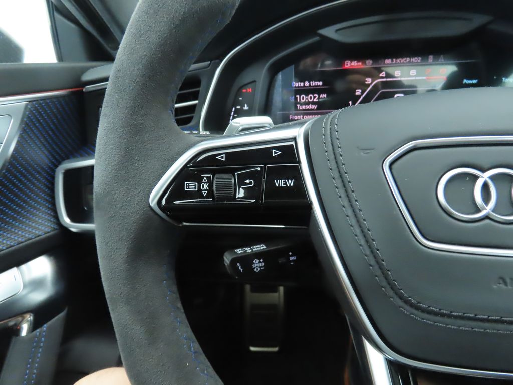 Thumbnail: 2025 Audi RS 7 - 12