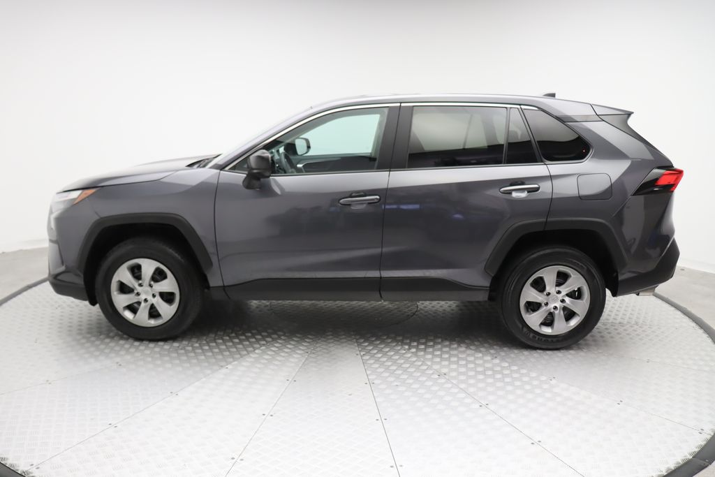 2023 Toyota RAV4 LE 12