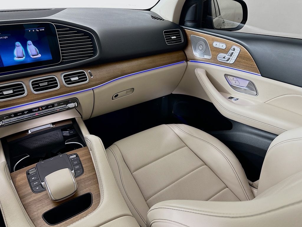 Thumbnail: 2024 Mercedes-Benz GLE - 24