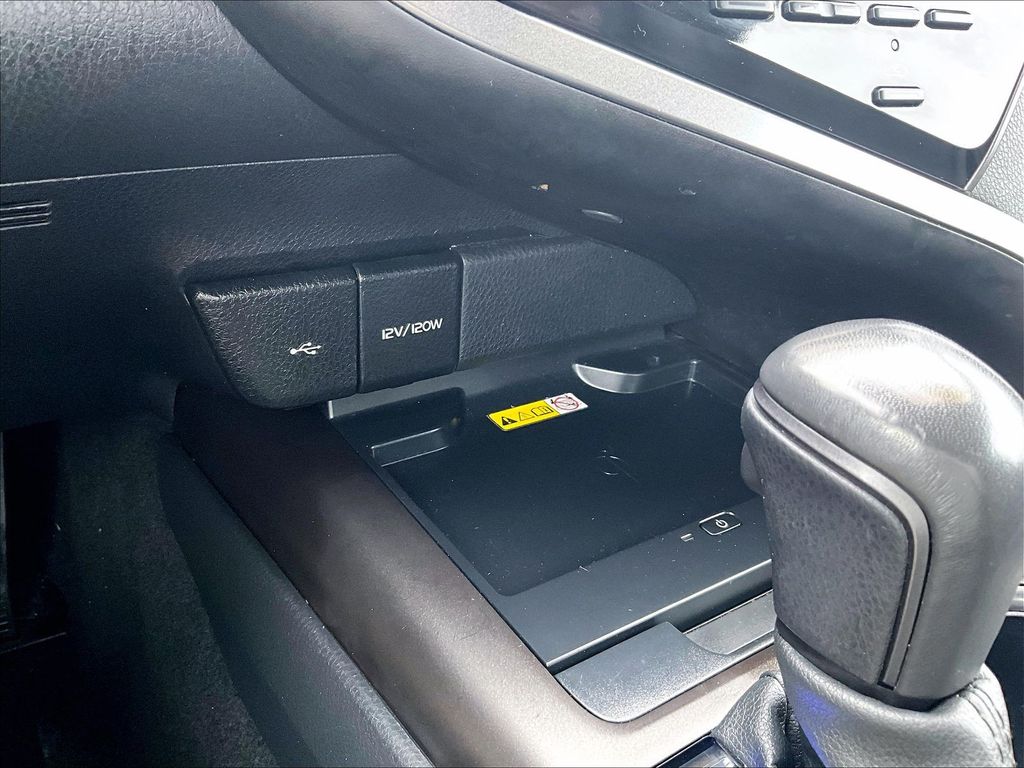 2024 Toyota Camry — photo 27