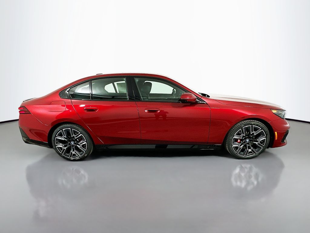 Thumbnail: 2027 BMW 5 Series - 4