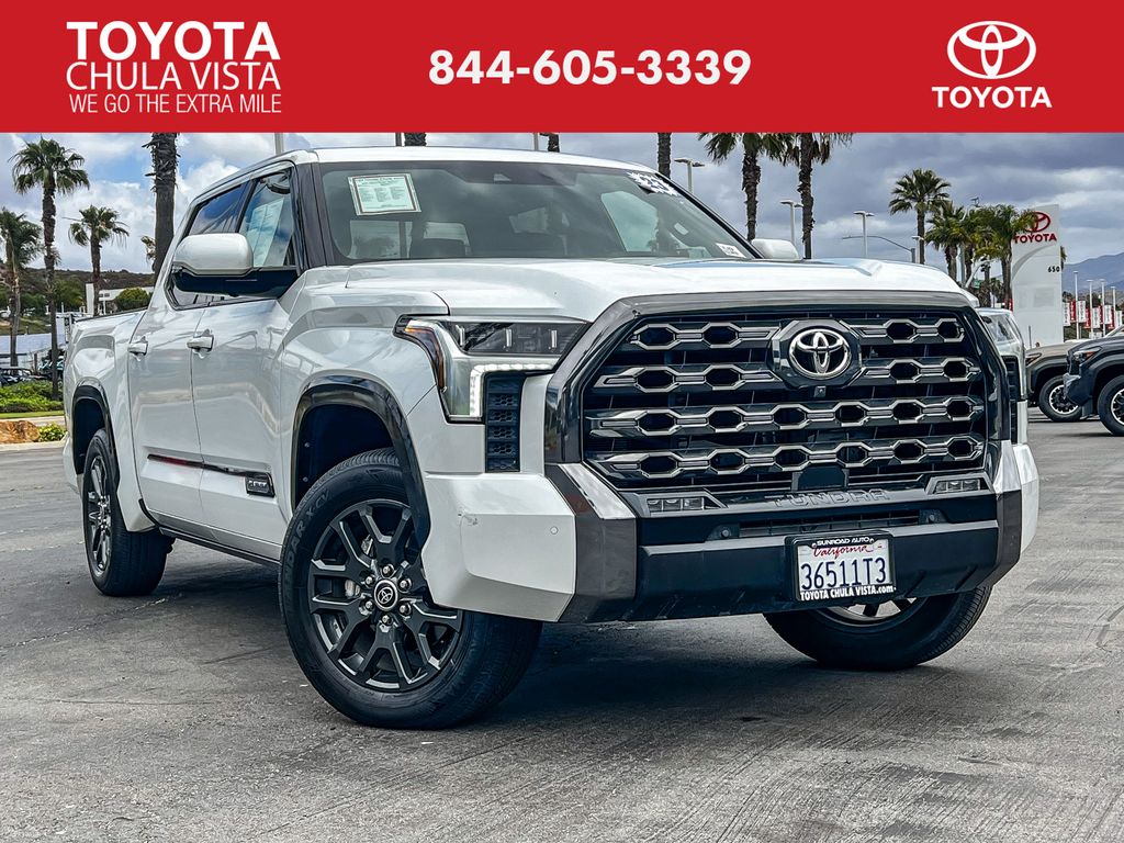 White (Wind Chill Pearl) 2023 Toyota Tundra Pickup Truck Four-Wheel Drive Automatic
