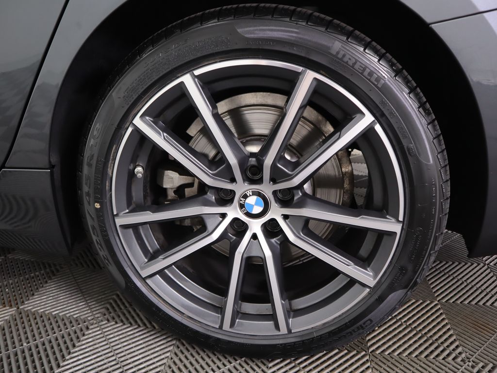 2022 BMW 3 Series 330i 32
