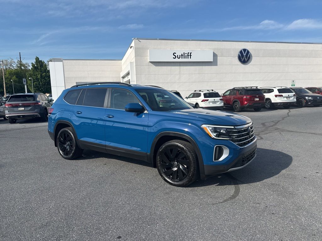 2025 Volkswagen Atlas 2.0T SE w/Technology Blue at Subaru and VW of Moon Township