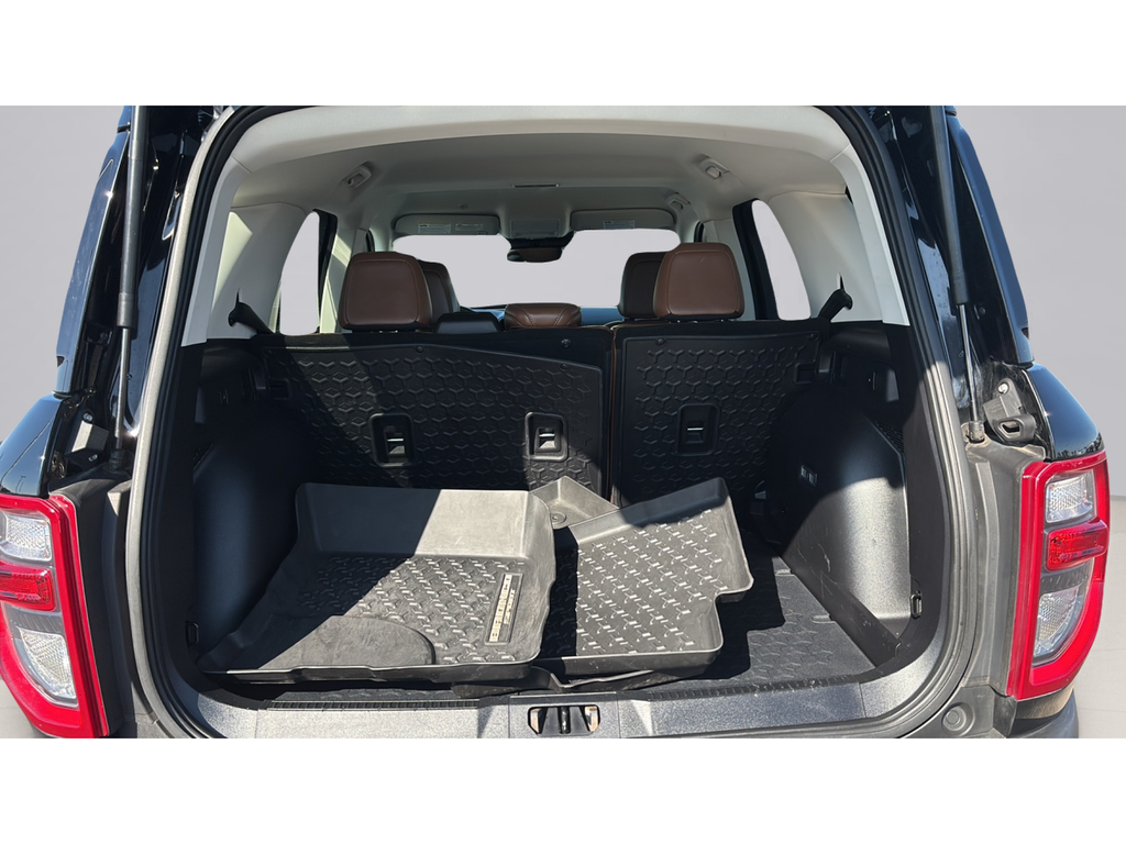 Certified Used 2023 Black Ford Outer Banks image 5