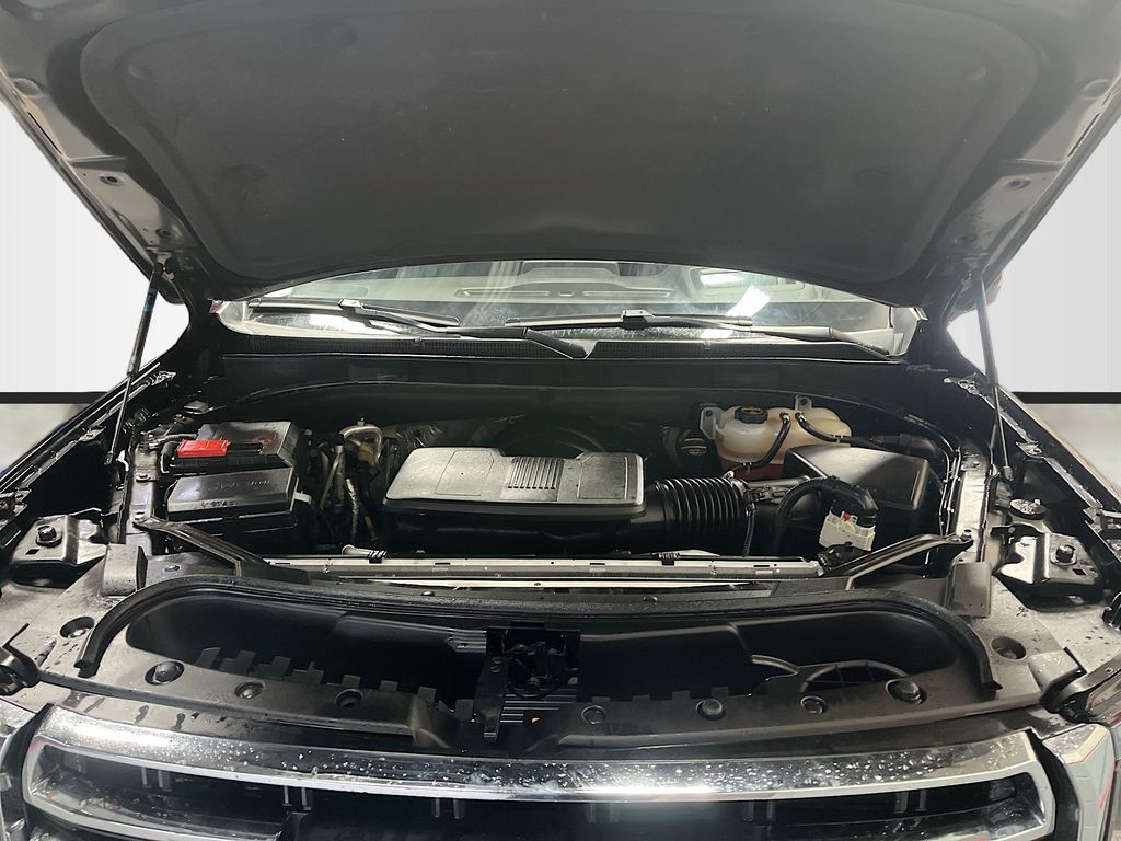 Used 2024 Onyx Black GMC AT4 image 33