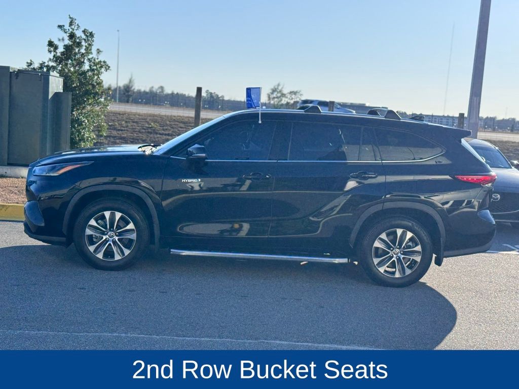 2021 Toyota Highlander Hybrid XLE