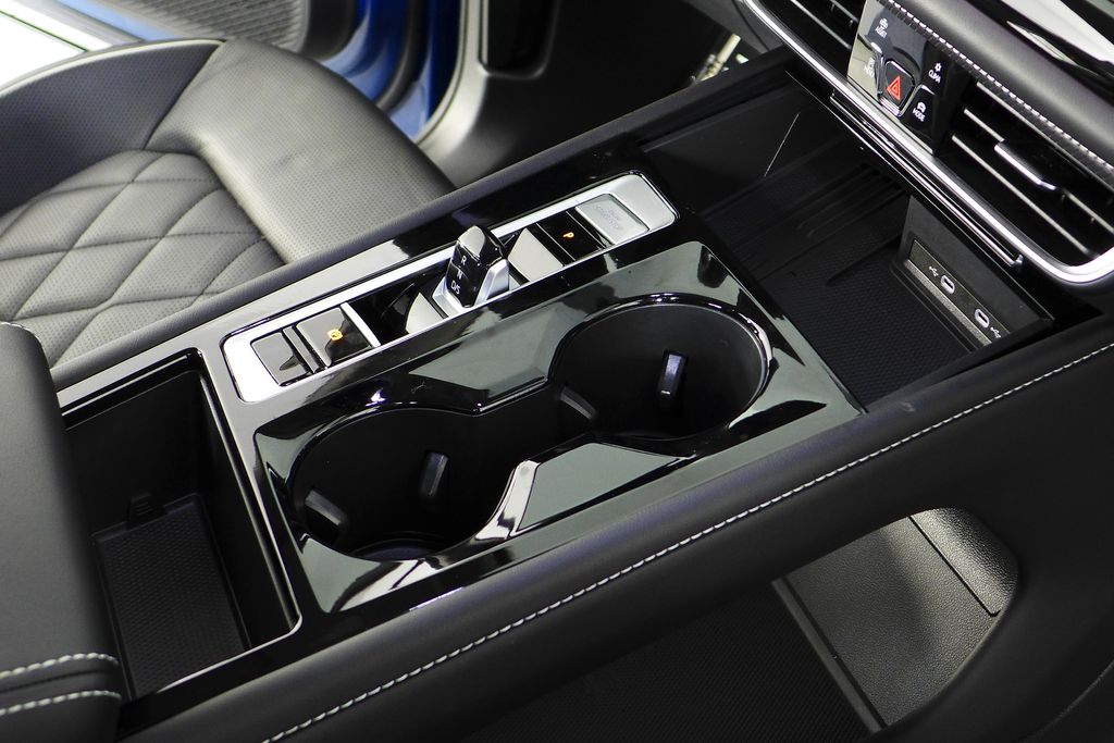 Thumbnail: 2025 Volkswagen Atlas - 16