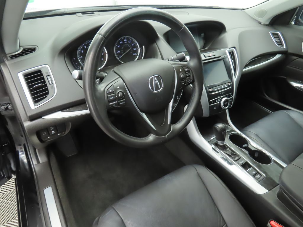 Thumbnail: 2018 Acura TLX - 9