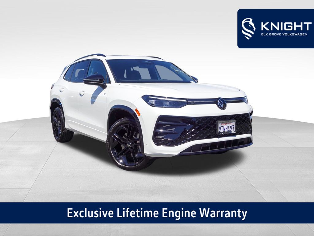 Opal White Pearl 2026 Volkswagen Tiguan SUV / Crossover All-Wheel Drive 8-Speed Automatic
