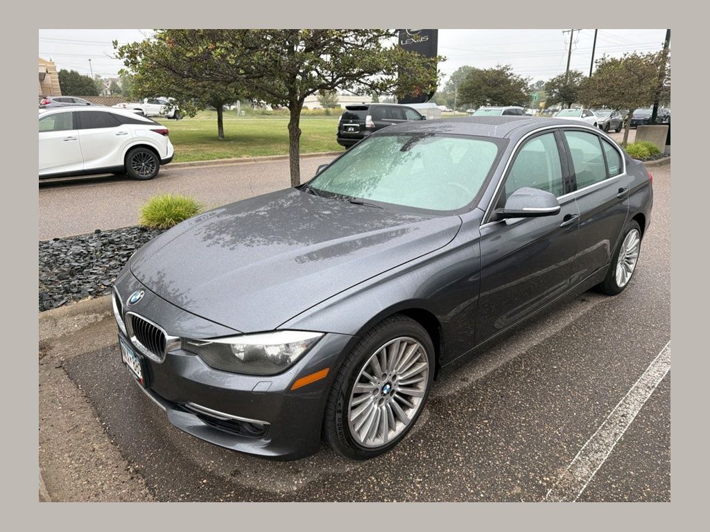 Mineral Gray Metallic 2014 BMW 3 Series Sedan All-Wheel Drive 8-Speed Automatic