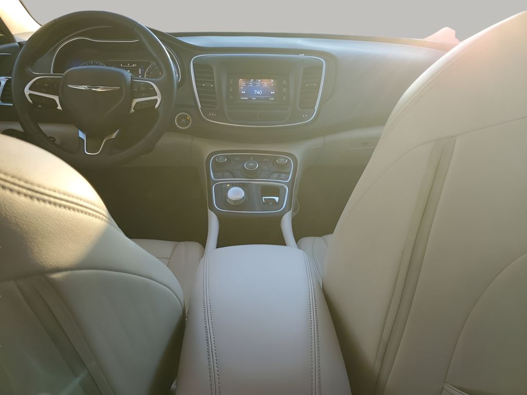 Used Car 2015 Chrysler 200  Limited For Sale Under $10,000 In Austin, Texas