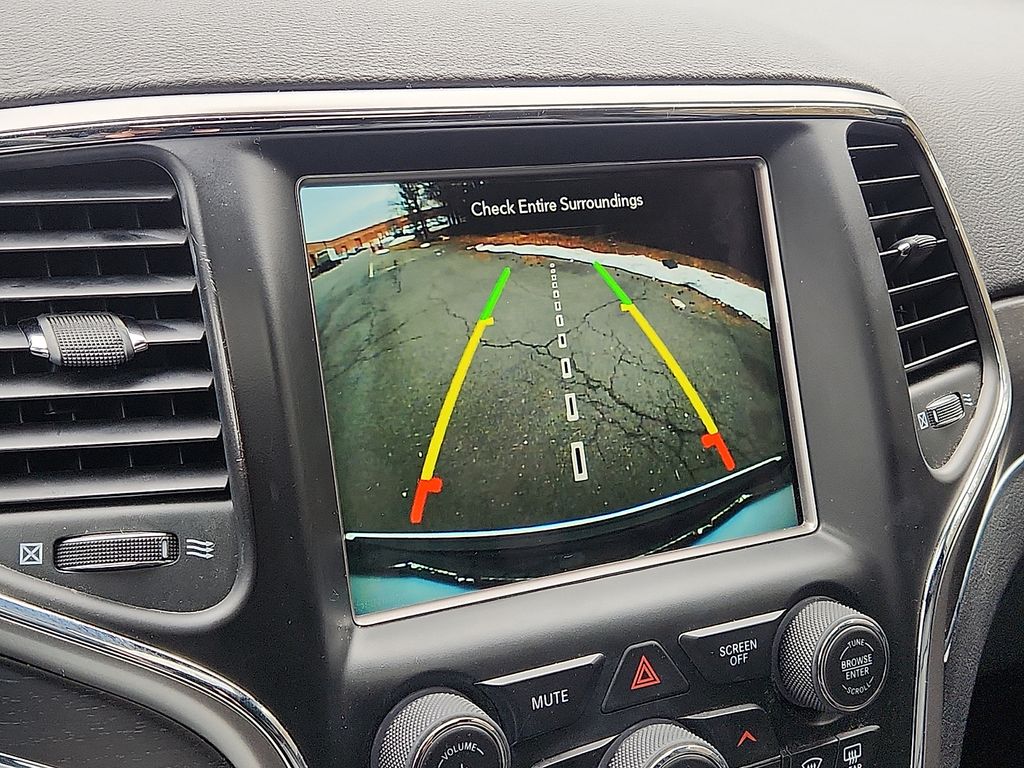 Thumbnail: 2018 Jeep Grand Cherokee - 20