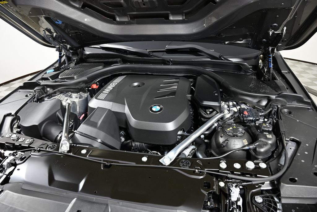 Thumbnail: 2026 BMW 5 Series - 26
