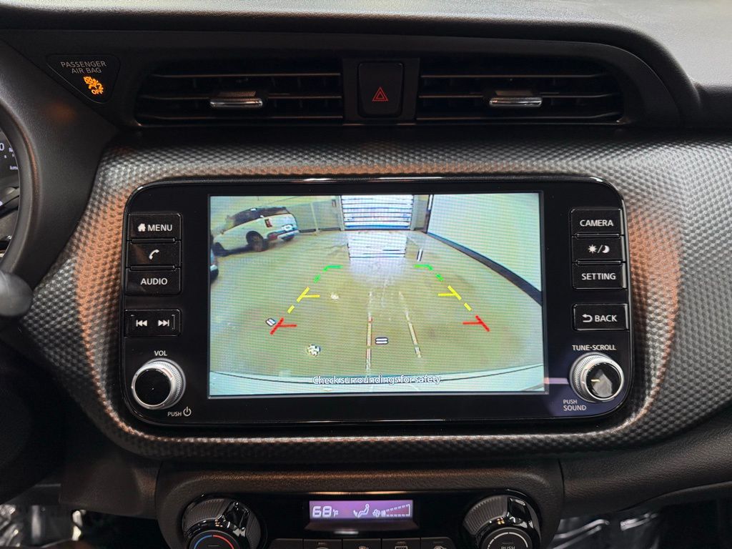 2022 Nissan Kicks SV 17