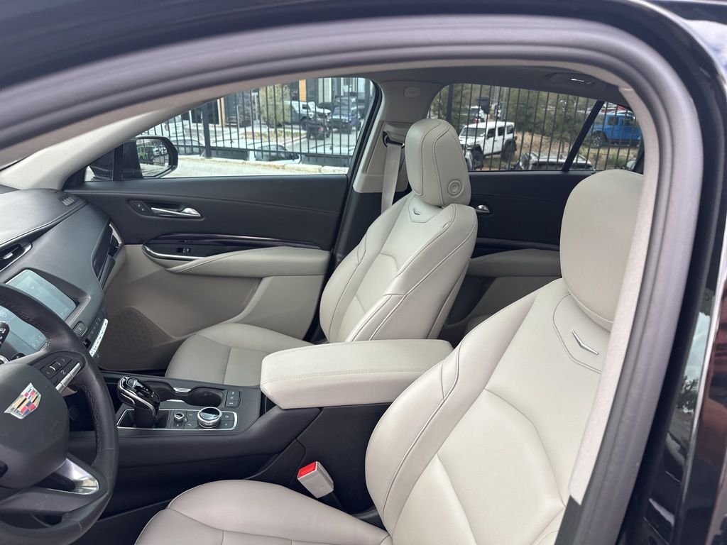 Used Car 2023 Cadillac Xt4  Luxury For Sale Under $30,000 In Austin, Texas