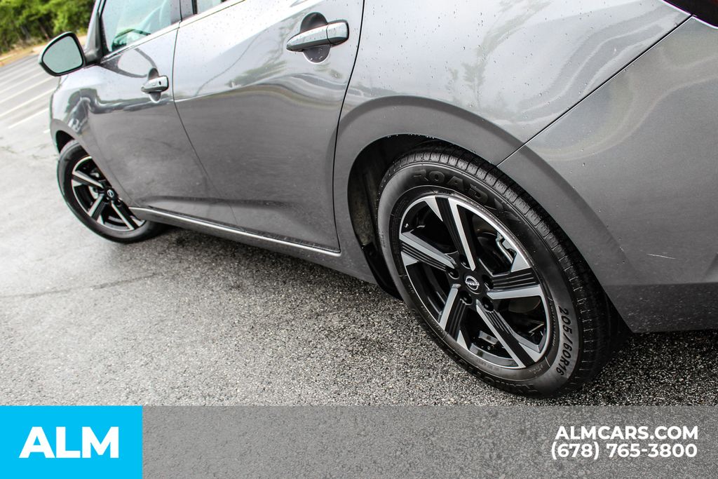 Used 2024 Gray Nissan SV image 15