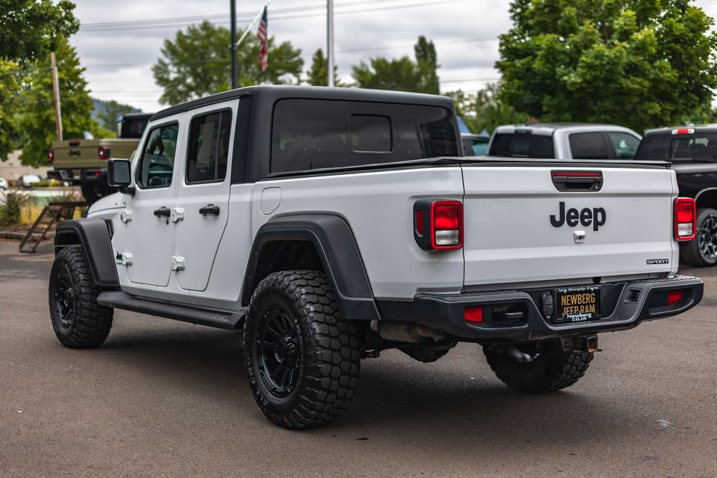 2020 Jeep Gladiator Sport thumbnail 13
