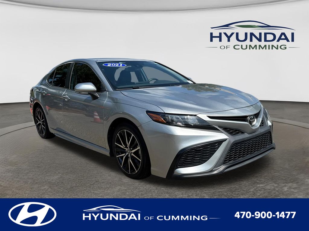 2021 Toyota Camry SE