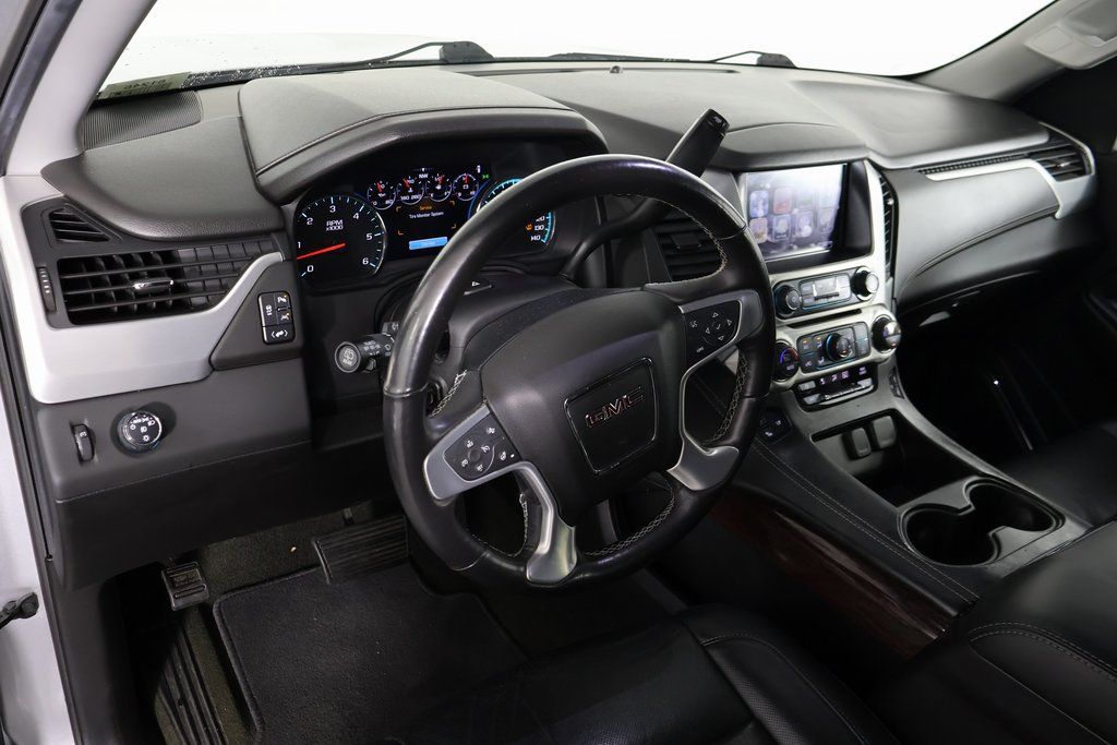 Thumbnail: 2017 GMC Yukon XL - 7