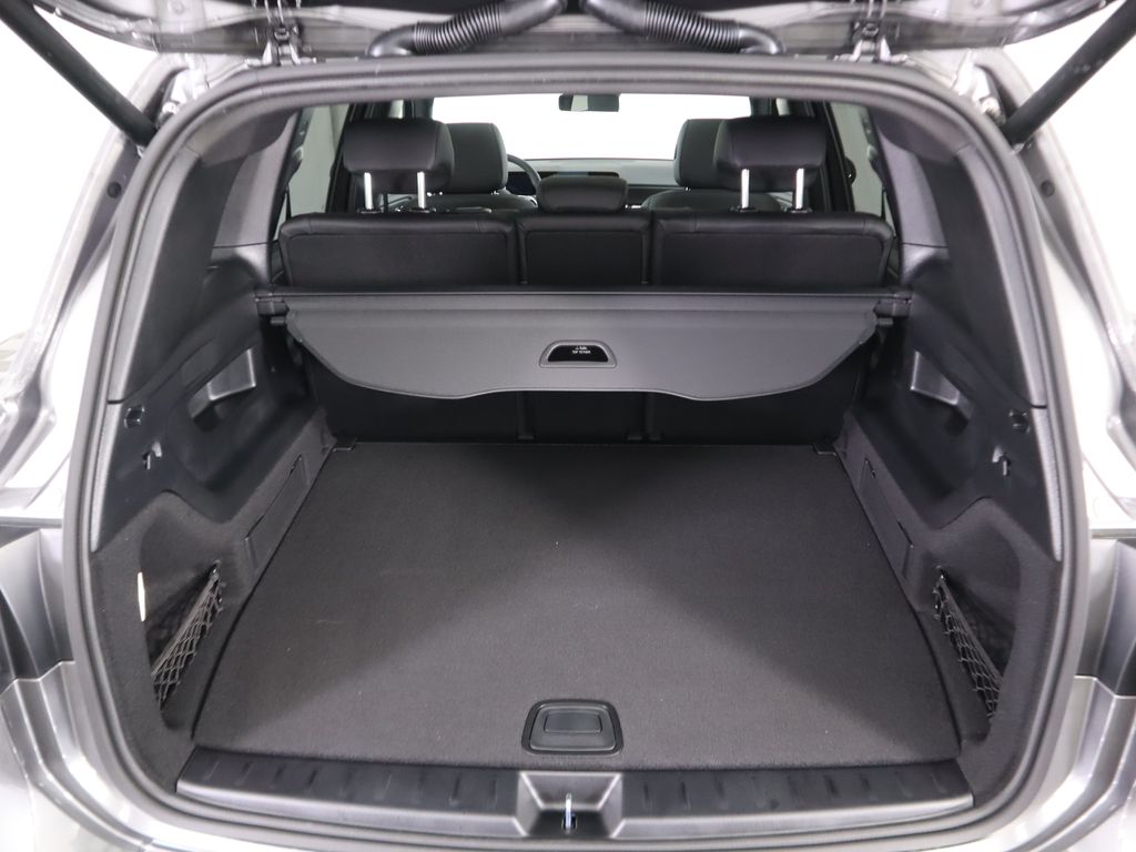 Thumbnail: 2025 Mercedes-Benz GLB - 30