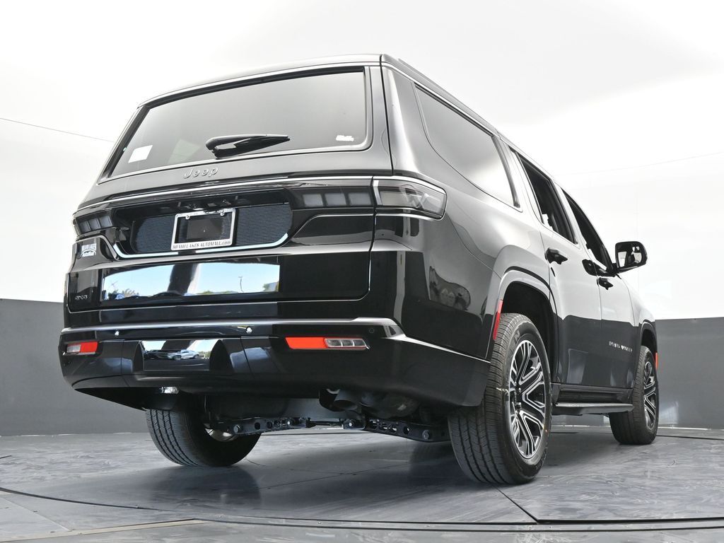 New 2026 High Gloss Black Jeep  image 23