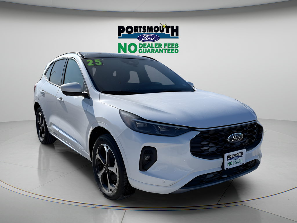 White Metallic 2025 Ford Escape ST-Line Elite AWD SUV / Crossover All-Wheel Drive 8-Speed Automatic