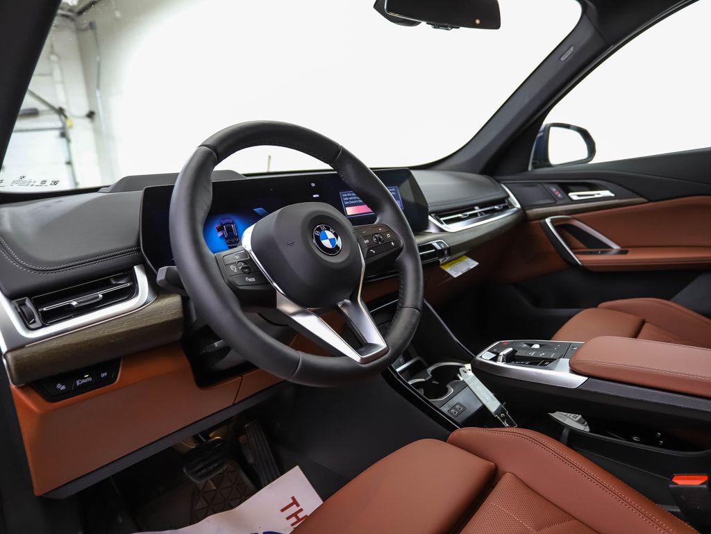 Thumbnail: 2026 BMW X1 - 10